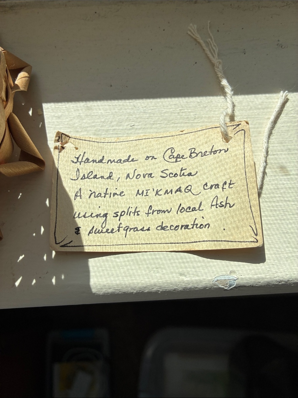 Cape Breton Iskand, Niva Scotia Mi’kmaq small hand made basket, 20th century - Picture 3 of 8